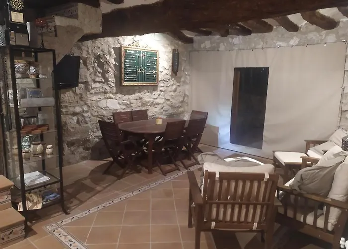 Cal Antoniet Del * Matarrana